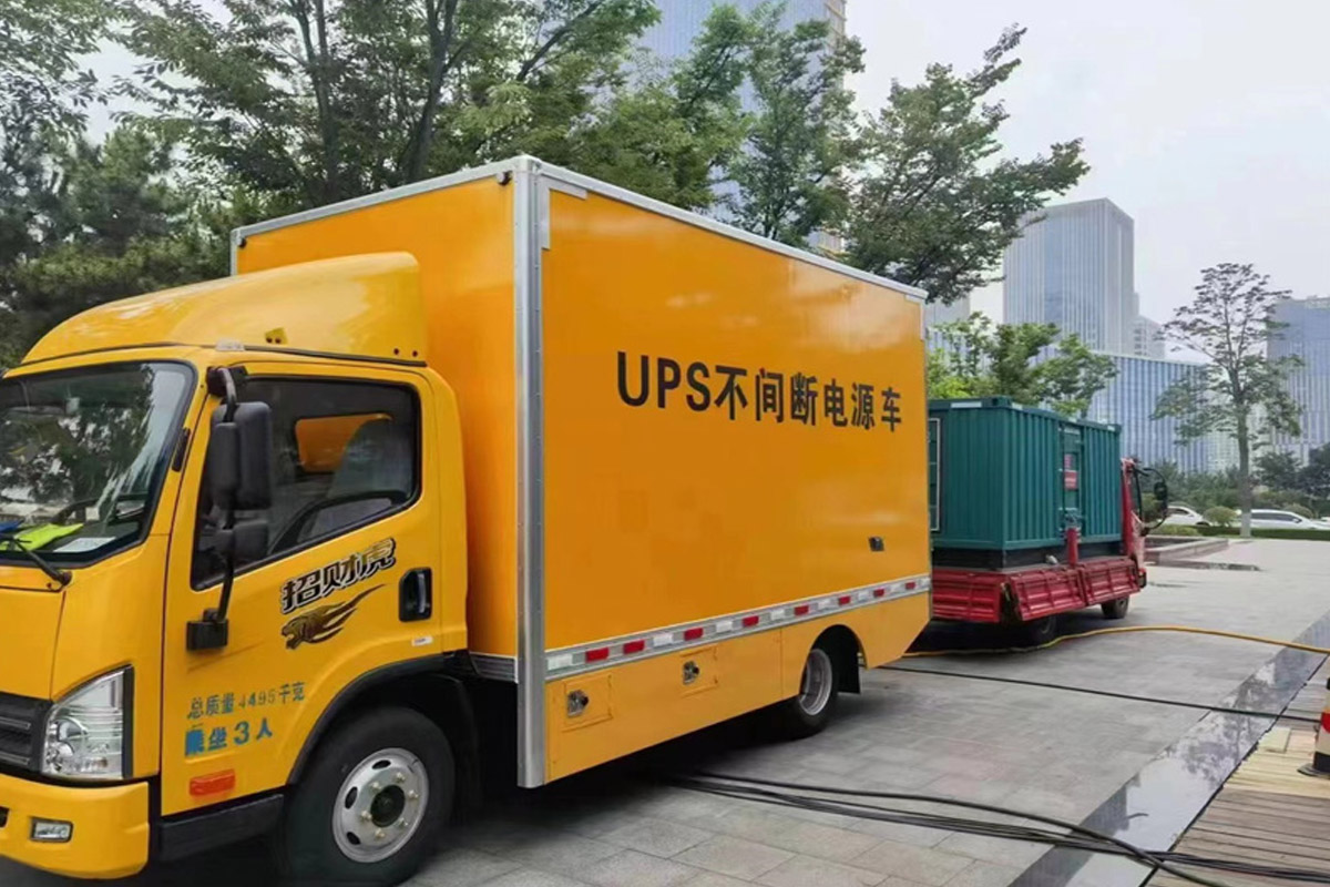 东安发电机租赁施工现场